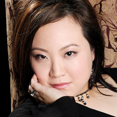 Leslie Oh